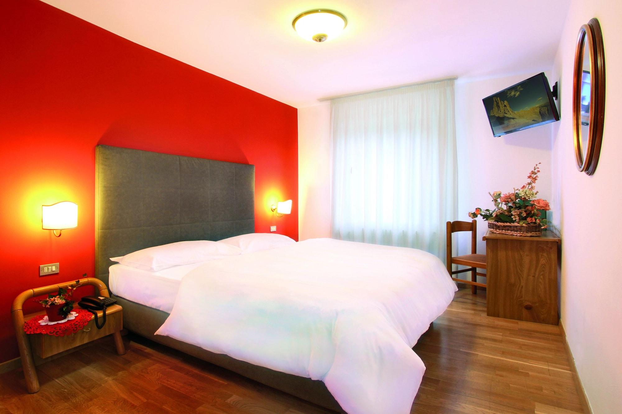 Hotel Il Caminetto Sport 卡纳泽伊 外观 照片