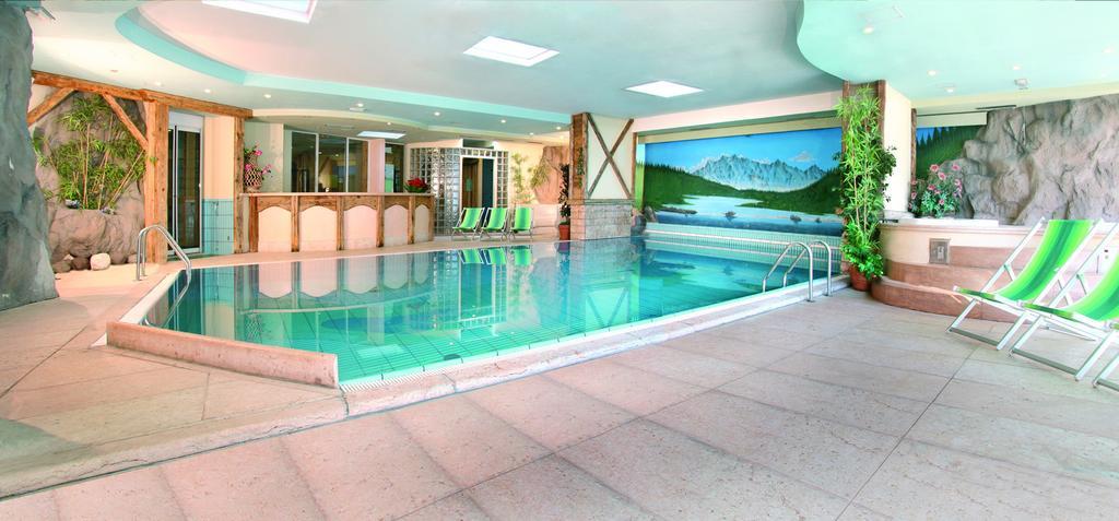 Hotel Il Caminetto Sport 卡纳泽伊 外观 照片