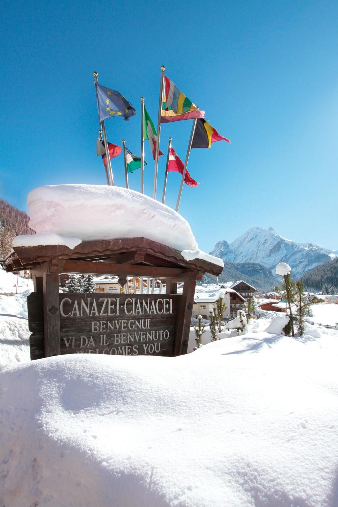 Hotel Il Caminetto Sport 卡纳泽伊 外观 照片