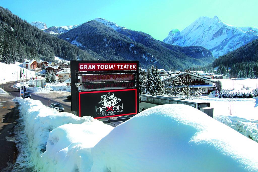 Hotel Il Caminetto Sport 卡纳泽伊 外观 照片