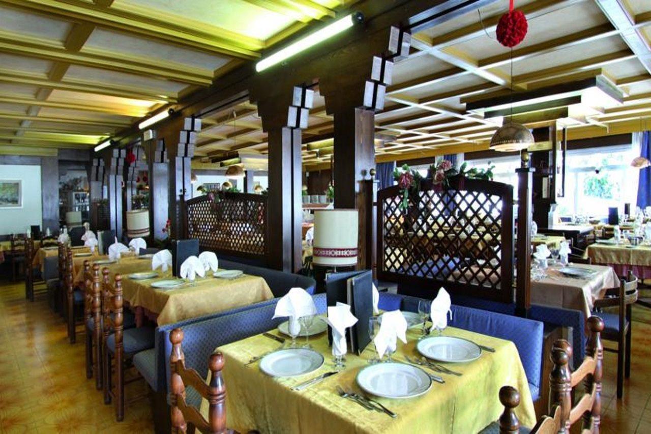 Hotel Il Caminetto Sport 卡纳泽伊 外观 照片