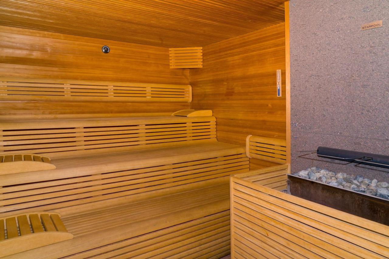 Hotel Il Caminetto Sport 卡纳泽伊 外观 照片
