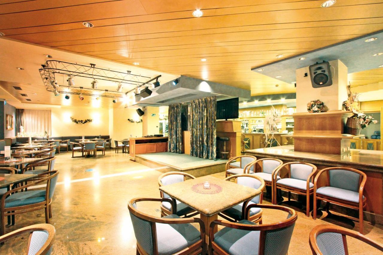 Hotel Il Caminetto Sport 卡纳泽伊 外观 照片